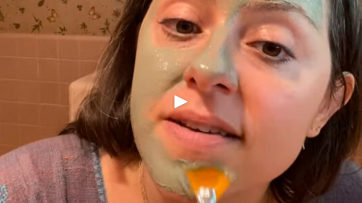 How-to demo about applying Lulu organics botanical clay mask Skincare Routines